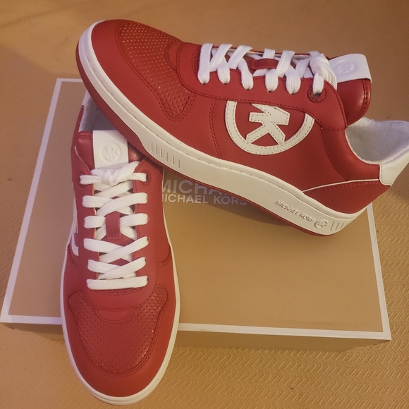 Brand New Gertie Lace up sneakers - Picture 1 of 6